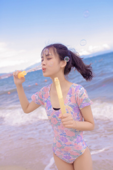 欲望中的女人多娜泰拉